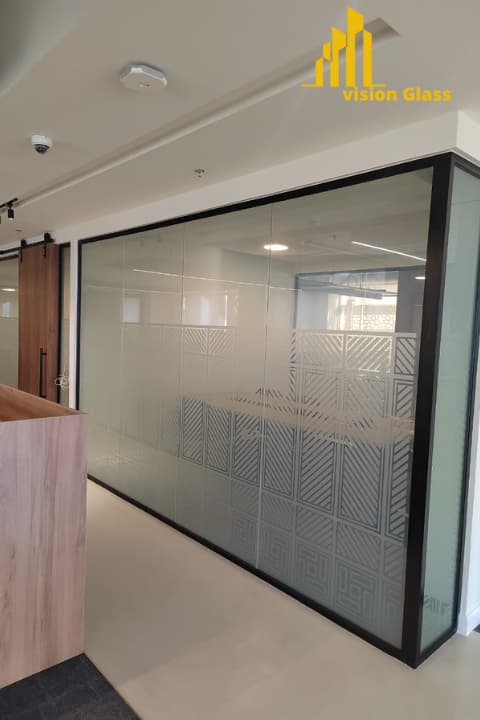 smart glass in Riyadh